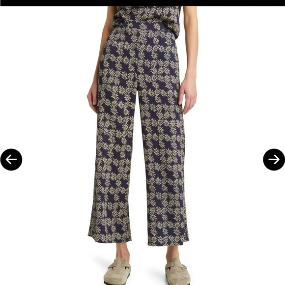 THE GREAT. Navy and Cream Floral Daisy dance pants 30
